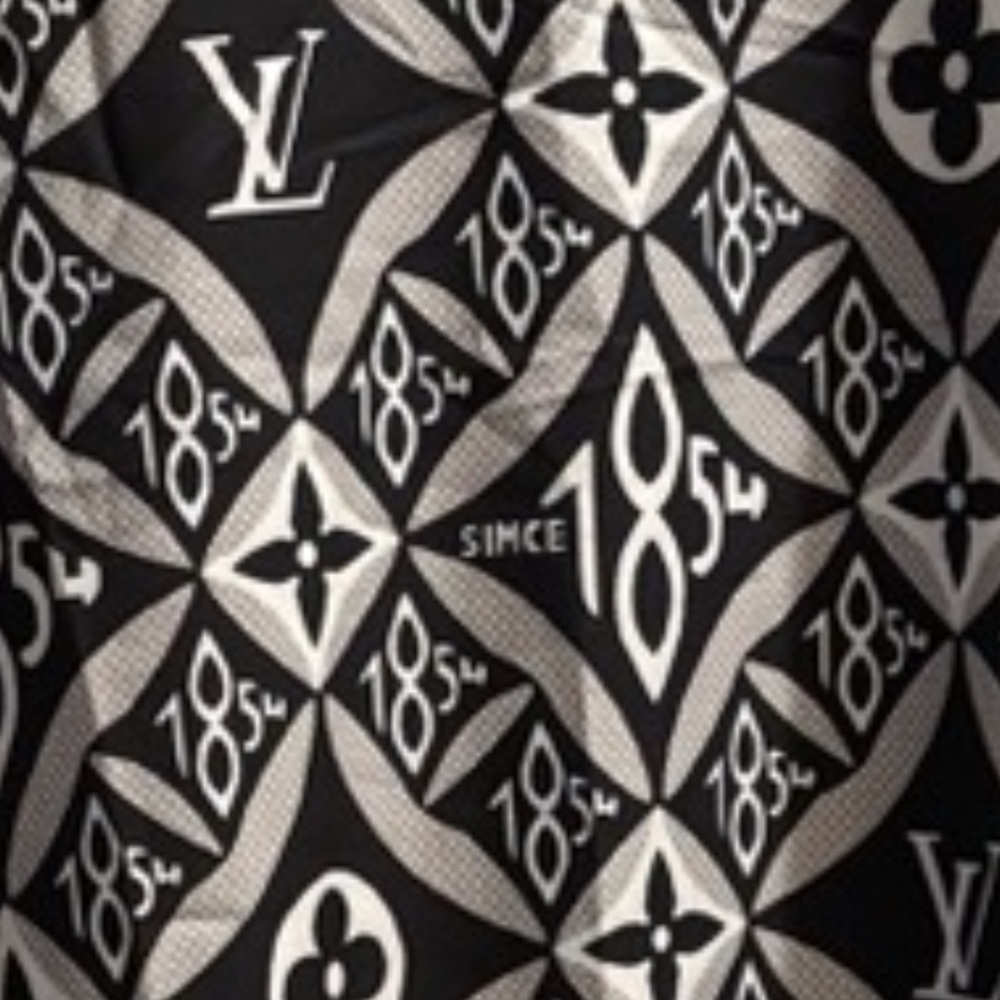 Designer Black and White Patterned Women's Top - Picture 4 of 4